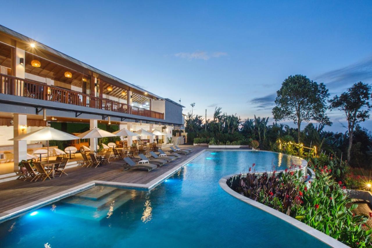 Giriwood Hotel & Villa Munduk Zewnętrze zdjęcie