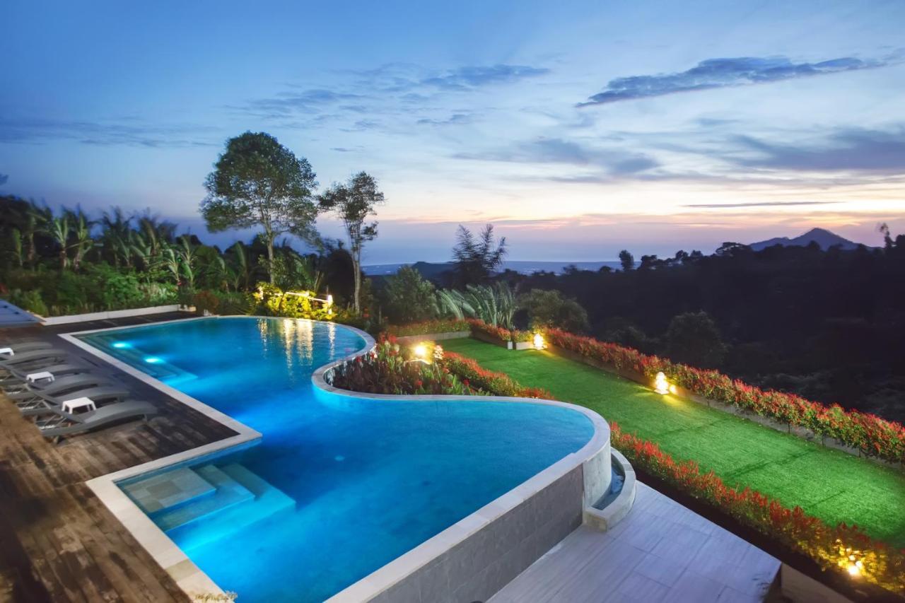 Giriwood Hotel & Villa Munduk Zewnętrze zdjęcie